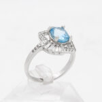 انگشتر توپاز الماس تراش زنانه نقره طرح سوگل - Image 2