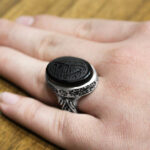 انگشتر عقیق مشکی نقره مردانه طرح یا امام حسین - Image 3