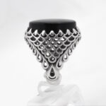 انگشتر عقیق مشکی نقره مردانه طرح فاخر اسد - Image 3