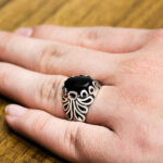 انگشتر عقیق مشکی نقره مردانه طرح اشکان - Image 2