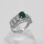 انگشتر عقیق سبز نقره زنانه طرح باران - Image 3