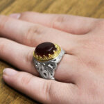 انگشتر دور طلایی عقیق سرخ نقره مردانه طرح رهام - Image 3