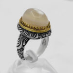 انگشتر دور طلایی عقیق باباقوری نقره مردانه طرح جاهد - Image 4