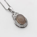 گردنبند عقیق کبود یمنی نقره زنانه طرح زوشا - Image 3