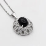 گردنبند عقیق سیاه نقره زنانه طرح عصمت - Image 3