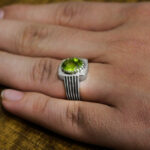 انگشتر زبرجد الماس تراش نقره مردانه طرح زیرک - Image 3