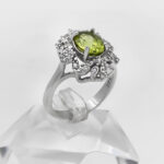 انگشتر زبرجد الماس تراش نقره زنانه طرح سلما - Image 2