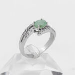 انگشتر زمرد زامبیا الماس تراش نقره زنانه طرح سها - Image 3