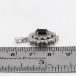 گردنبند یاقوت کبود الماس تراش نقره زنانه طرح دینا - Image 2