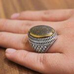 انگشتر حدید صینی نقره مردانه طرح "آیت الکرسی" - Image 4