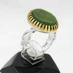 انگشتر یشم نقره مردانه طرح دور طلایی آرنا - Image 3