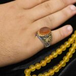 انگشتر عقیق سرخ یمنی نقره مردانه طرح دور طلایی "یا حسین ابن علی (ع)" - Image 2