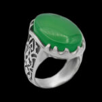 انگشتر عقیق سبز نقره مردانه طرح ماهان + حکاکی سوره یاسین