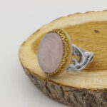 انگشتر عقیق کبود نقره مردانه طرح دور طلایی "الملک لله" - Image 2