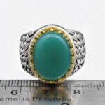 انگشتر عقیق سبز نقره مردانه طرح دورطلایی آدلان - Image 4