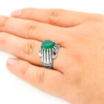 انگشتر عقیق سبز نقره مردانه طرح آرتان - Image 3