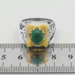 انگشتر عقیق سبز نقره مردانه طرح دور طلایی هوتن - Image 4