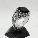 انگشتر عقیق مشکی نقره مردانه طرح مربعی آرتین - Image 3