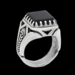 انگشتر عقیق مشکی نقره مردانه طرح آریامن