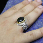 انگشتر عقیق مشکی نقره مردانه طرح دور طلایی یا حسین ابن علی (ع) - Image 3