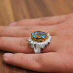 انگشتر فیروزه نیشابوری نقره دست ساز مردانه طرح دور طلایی عماد - Image 3