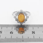 انگشتر عقیق سرخ یمنی نقره زنانه طرح مهتاب - Image 2