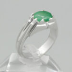 انگشتر زمرد زامبیا الماس تراش نقره مردانه دست ساز طرح فاخر شاهان - Image 3