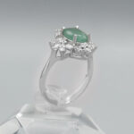 انگشتر زمرد زامبیا الماس تراش نقره زنانه طرح ستاره - Image 3