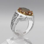انگشتر الکساندریت الماس تراش نقره مردانه طرح دور طلایی طاهر - Image 3