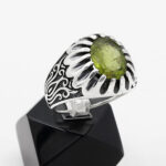 انگشتر زبرجد الماس تراش نقره مردانه طرح فرخ - Image 2