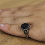 انگشتر گارنت الماس تراش نقره مردانه طرح حمد - Image 4