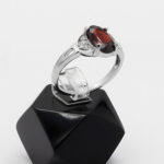 انگشتر گارنت الماس تراش نقره زنانه طرح رضوانه - Image 2