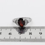 انگشتر گارنت الماس تراش نقره زنانه طرح رضوانه - Image 3