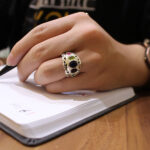 انگشتر چند سنگ نقره دست ساز مردانه طرح فاخر سرواد - Image 3