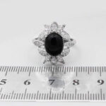 انگشتر عقیق مشکی نقره زنانه طرح سارین - Image 2