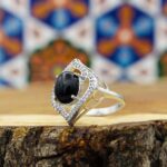 انگشتر عقیق مشکی نقره زنانه طرح شفیعه - Image 3