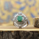 انگشتر زمرد الماس تراش نقره زنانه طرح ساها - Image 5