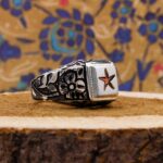 انگشتر حرز امام جواد (ع) نقره دست ساز مردانه و زنانه طرح قلم زنی کاویان - Image 3