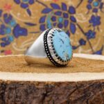 انگشتر فیروزه نیشابوری نقره دست ساز مردانه طرح فیلی دور چنگ - Image 4