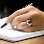 انگشتر عقیق سرخ یمنی نقره دست ساز مردانه طرح مرتیا - Image 4