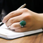 انگشتر عقیق سبز نقره مردانه طرح مصفا - Image 2