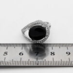 انگشتر عقیق مشکی نقره زنانه طرح منال - Image 3