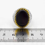 انگشتر عقیق مشکی نقره مردانه طرح دور طلایی مهرزاد - Image 4