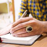 انگشتر آمیتیست نقره مردانه دور طلایی طرح پارسیا - Image 2