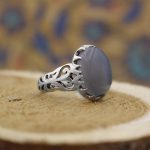 انگشتر عقیق کبود یمنی نقره مردانه طرح جهانبان - Image 2