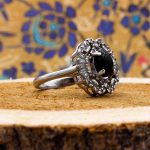 انگشتر عقیق مشکی نقره زنانه طرح السا - Image 2