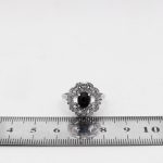 انگشتر عقیق مشکی نقره زنانه طرح السا - Image 3