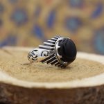 انگشتر عقیق مشکی نقره مردانه طرح اهورا - Image 2