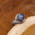 انگشتر عقیق سلیمانی نقره زنانه طرح دلبر - Image 2