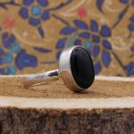 انگشتر عقیق مشکی نقره مردانه و زنانه طرح مشیر + حرز امام جواد (ع) - Image 2